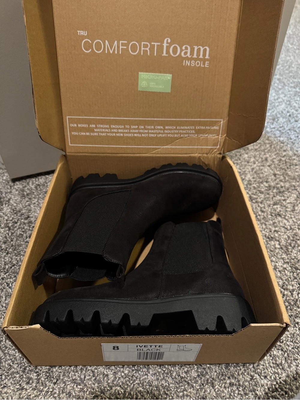 Journee Collection Women's Ivette Comfort Foam Chelsea Booties Velvet Black